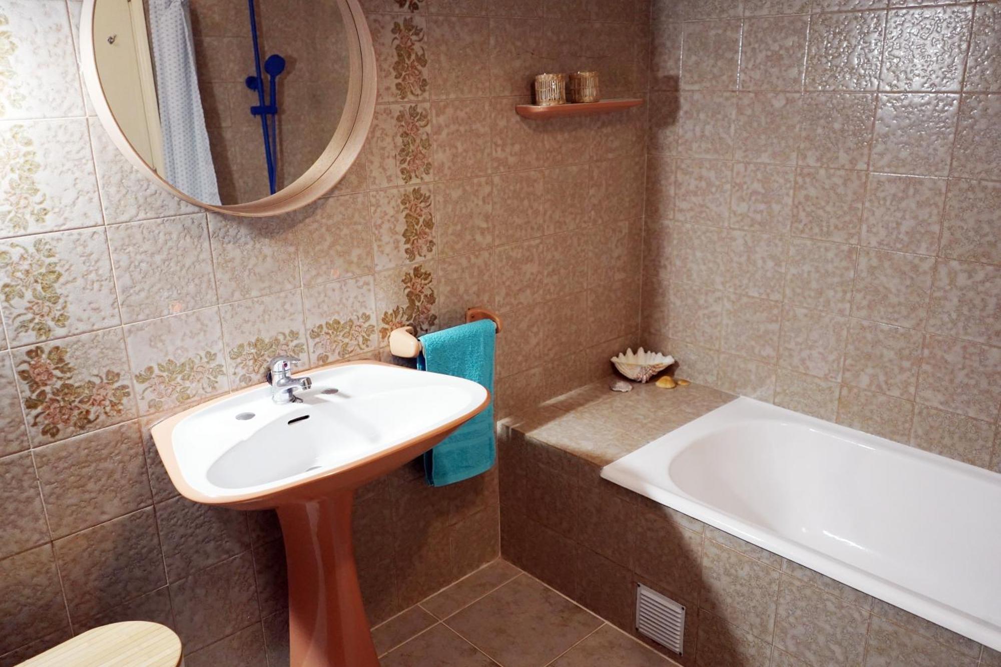 Vic Aveiro Arts House Hotel Luaran gambar