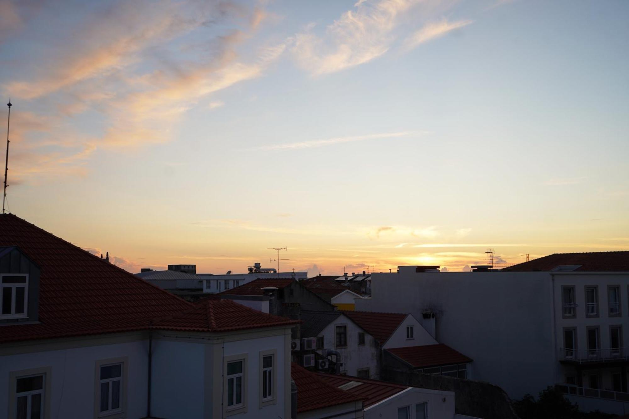 Vic Aveiro Arts House Hotel Luaran gambar